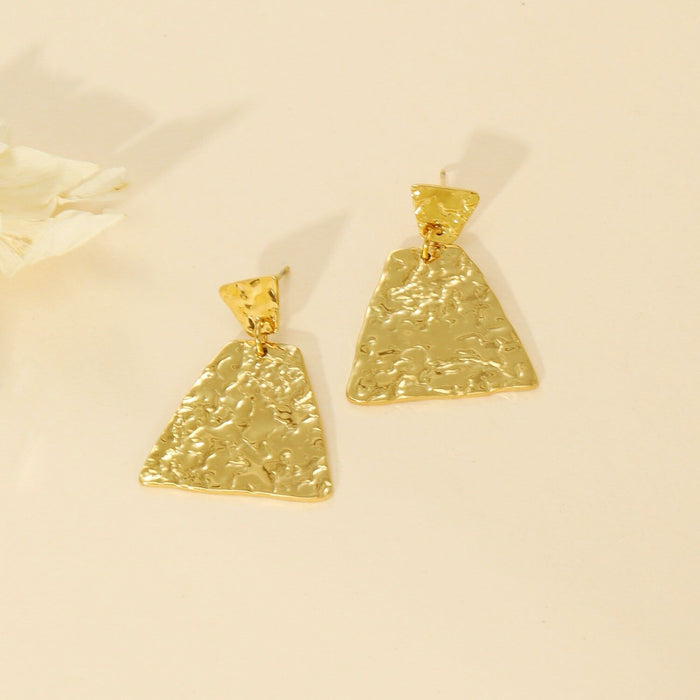 Boucles d'oreilles pendentif triangle dorées